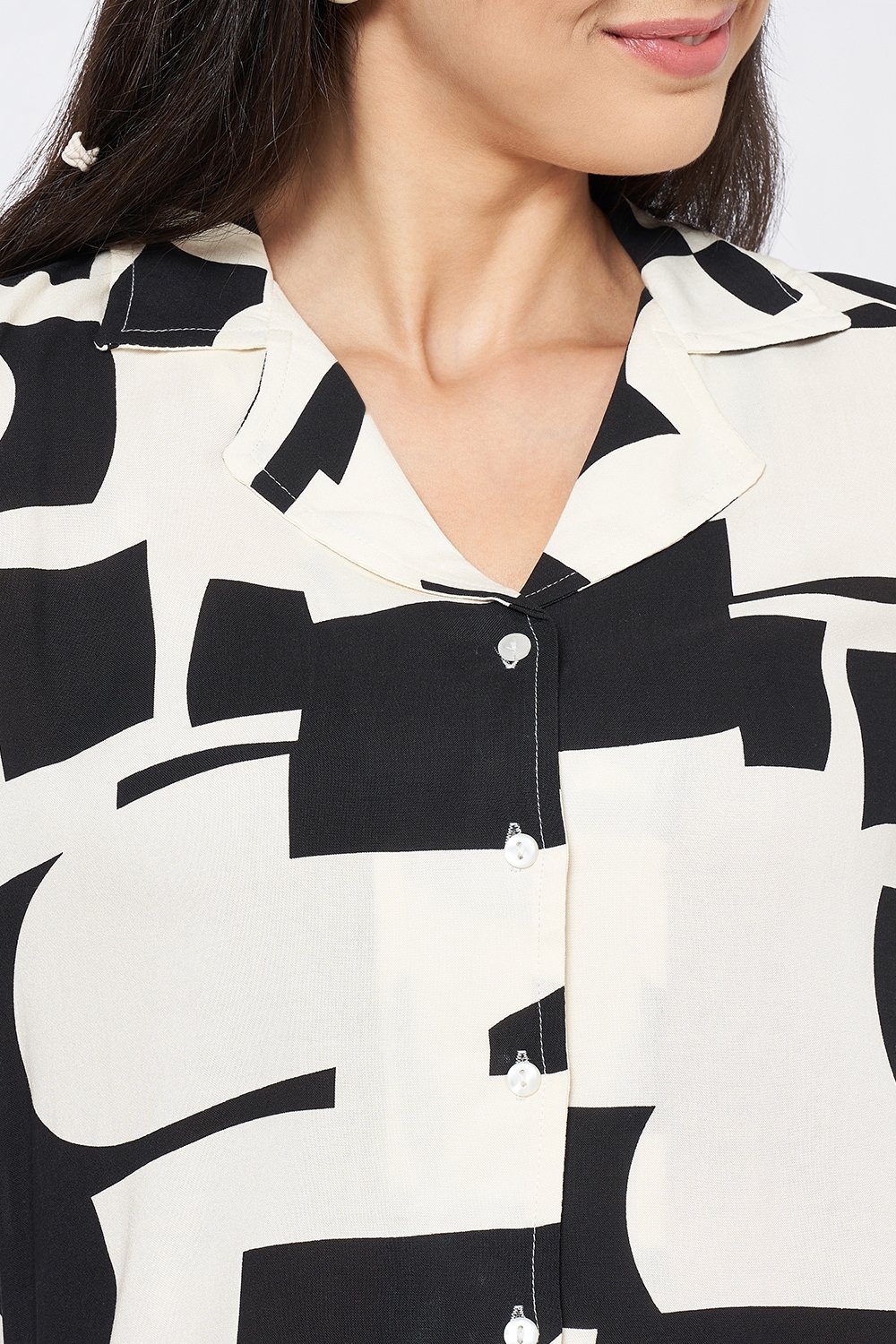 People Off White Printed Casual Half Sleeves Shirt Collar Women Boxy Shirt - Image 2