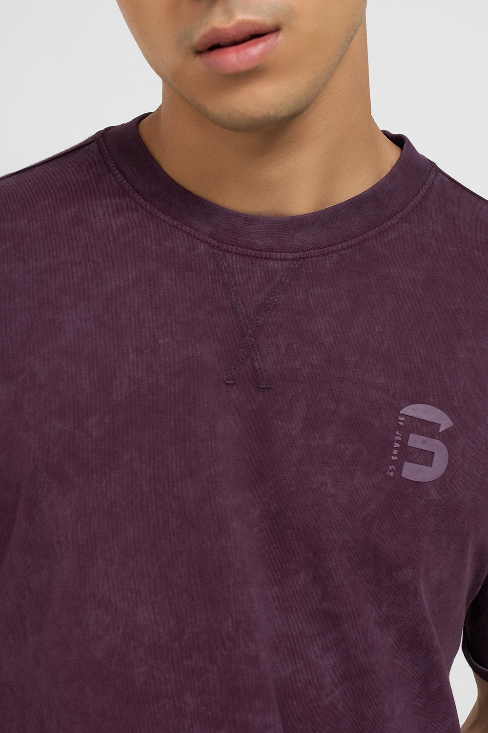 SF Jeans Wine Textured Casual Men Relaxed Fit T-Shirt - Image 2