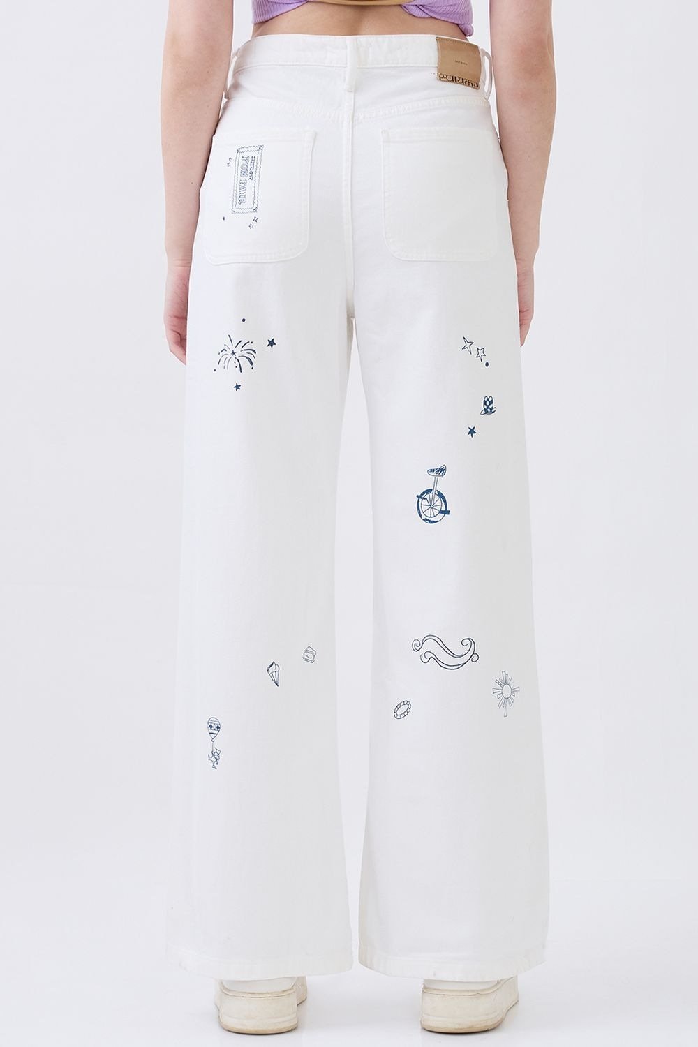 Spykar White Printed Women Wide Leg Jeans - Image 2