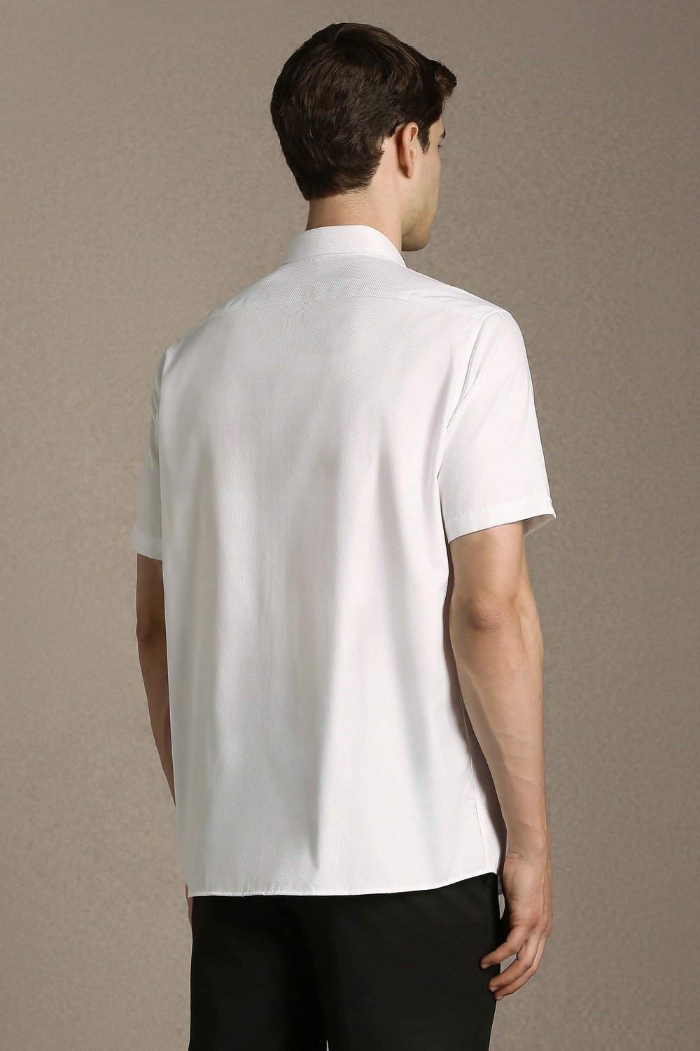 Louis Philippe White Textured Formal Half Sleeves Shirt Collar Men Relaxed Fit Formal Shirt - Image 3