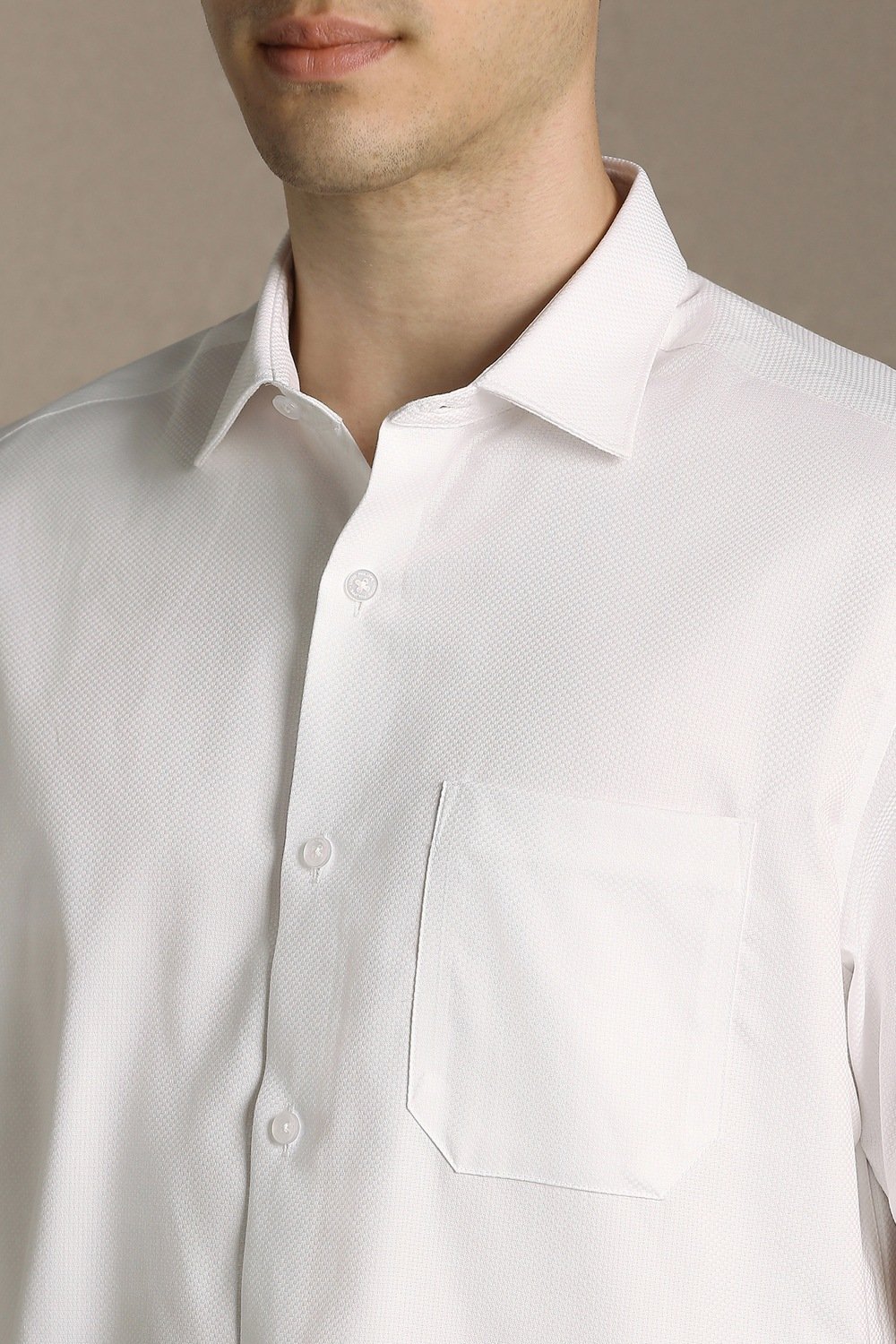 Louis Philippe White Textured Formal Half Sleeves Shirt Collar Men Relaxed Fit Formal Shirt - Image 5