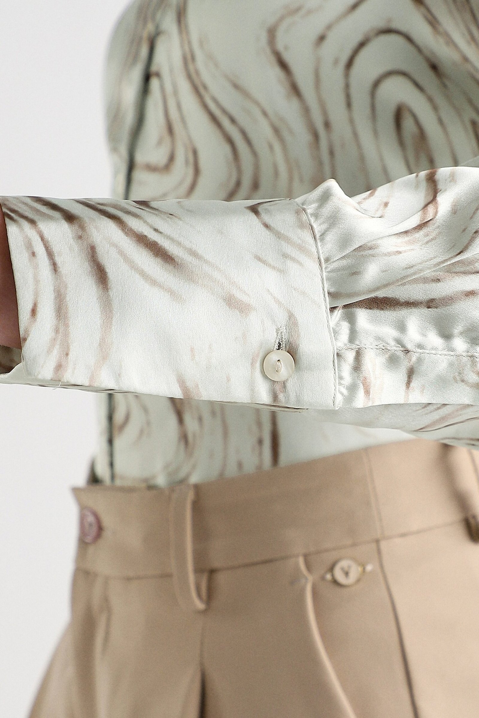 Van Heusen Beige Women Printed Regular Fit Shirt - Image 7